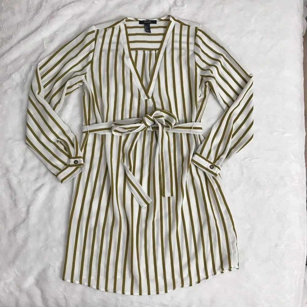 Forever 21, Women’s Dress, Size Small - Picture 6 of 16